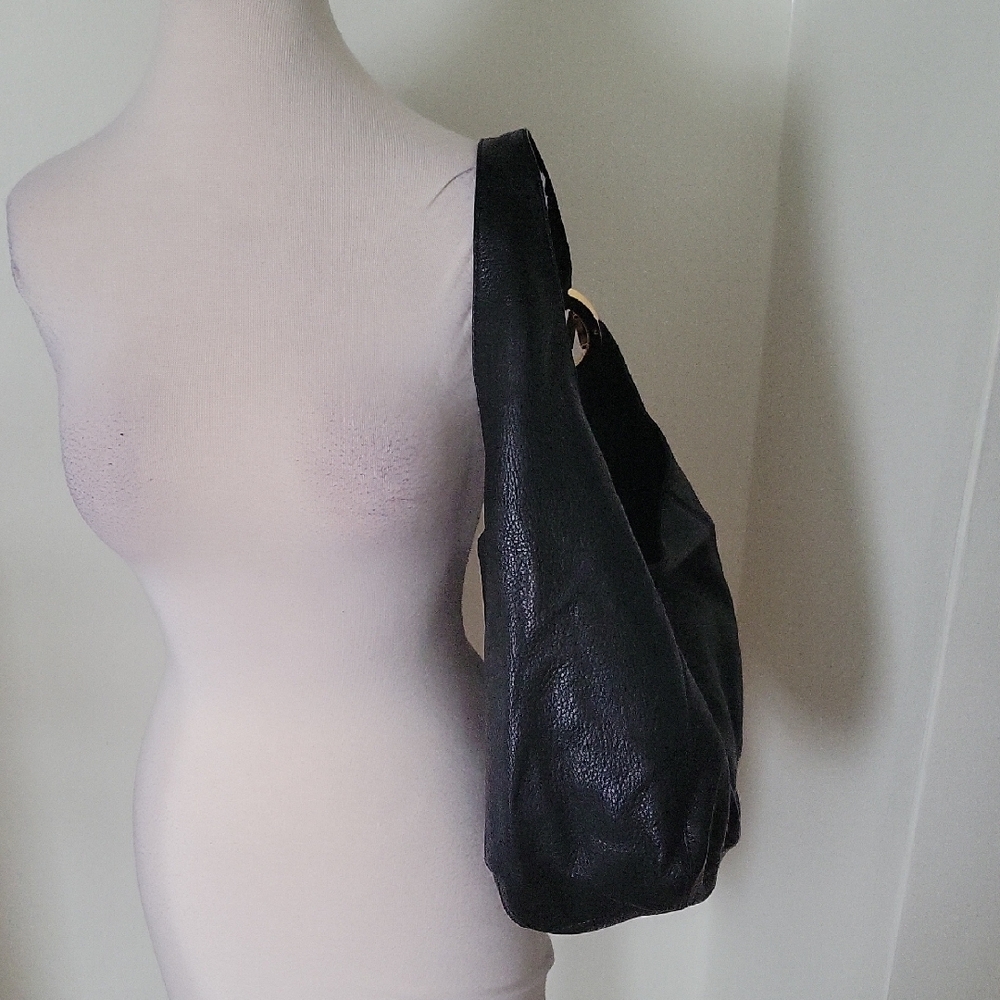 Michael Kors Large Black Leather Hobo Bag - Picture 5 of 15